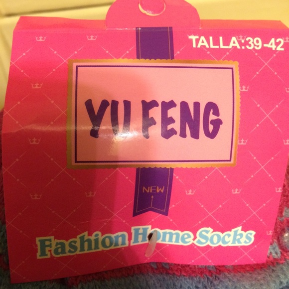 Thermos Christmas Socks- Reindeers & Snowflakes - Picture 3 of 5